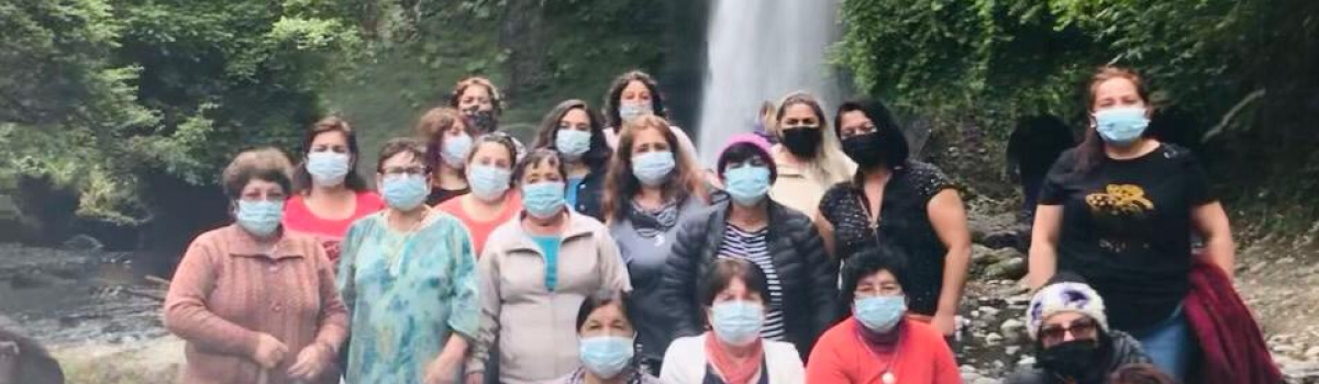 Un grupo de mujeres pertenecientes al programa de PRODEMU realizaron una gira productiva a CHILOÉ 😍📍